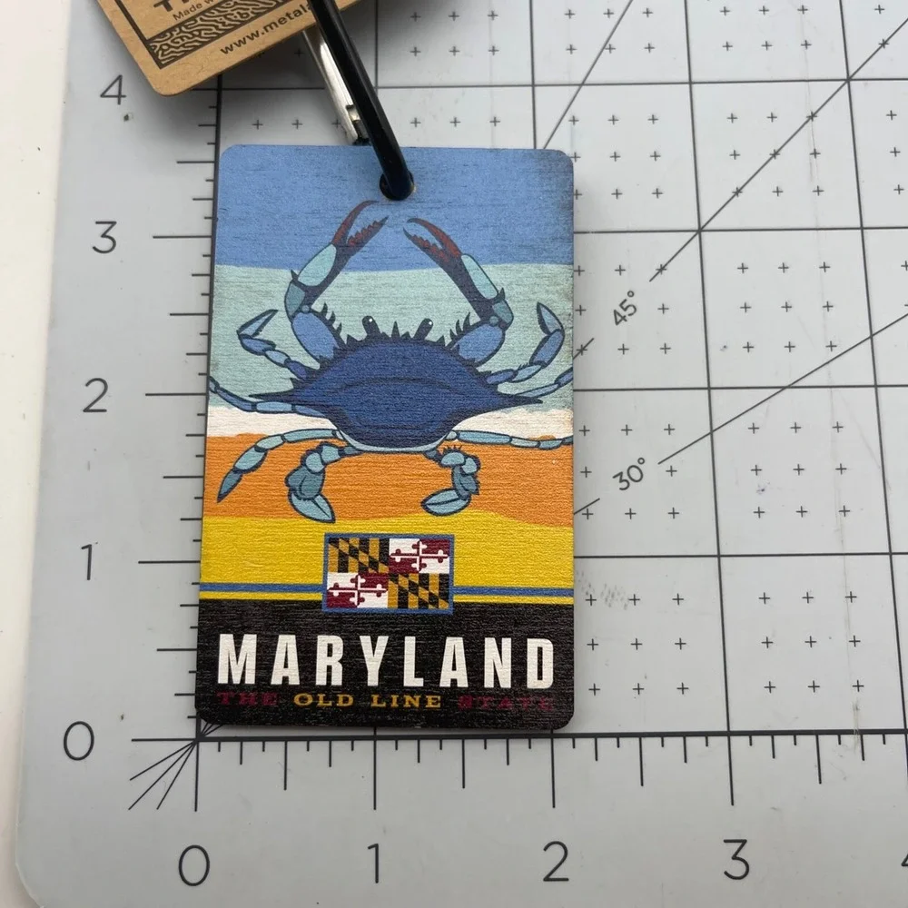 Metal and Wood Co Luggage Tag Travel USA Maryland Crab‎ State Flag Blue Crab